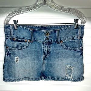 American Eagle Distressed Jean Mini Skirt Size 8